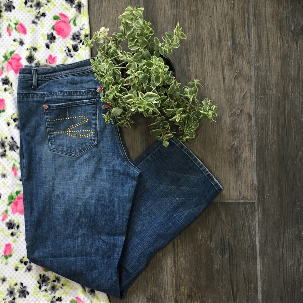 Seven7 Premium Denim Jeans